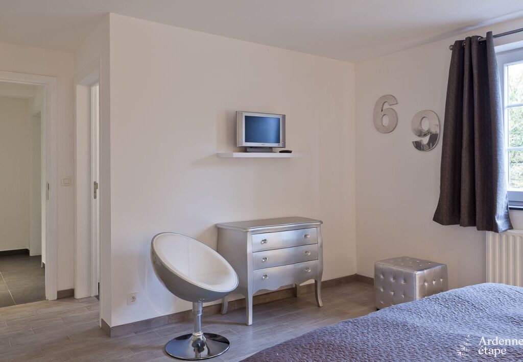 FS4-Luxury-villas-105136-02-Saint-Hubert-bedroom-1460109-1L