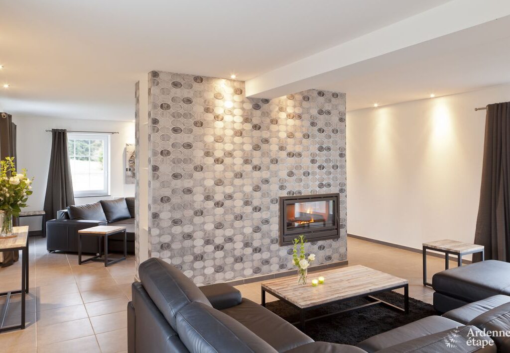 FS4-Luxury-villas-105136-02-Saint-Hubert-salon-1460055-1L